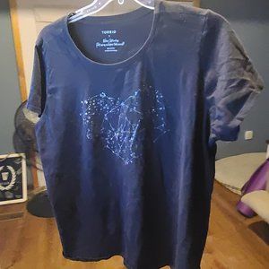 Torrid size 3 t shirt